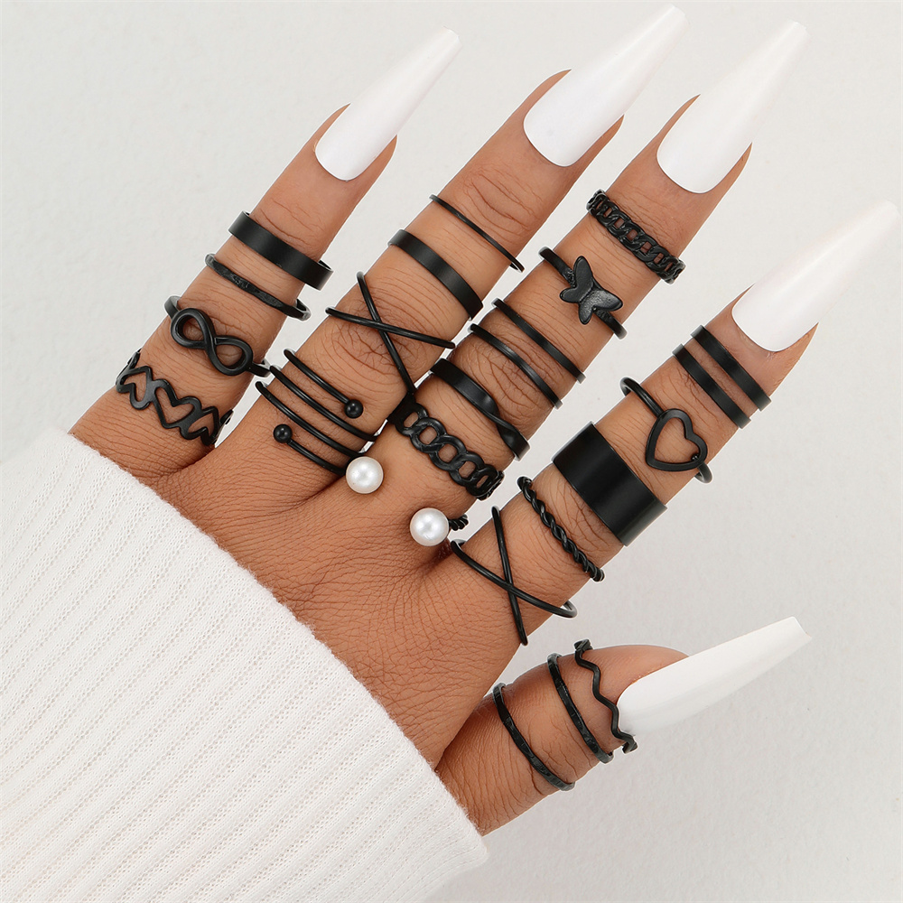 Vintage Fashion Stores - 22pcs Vintage Hollow Heart Butterfly Rings