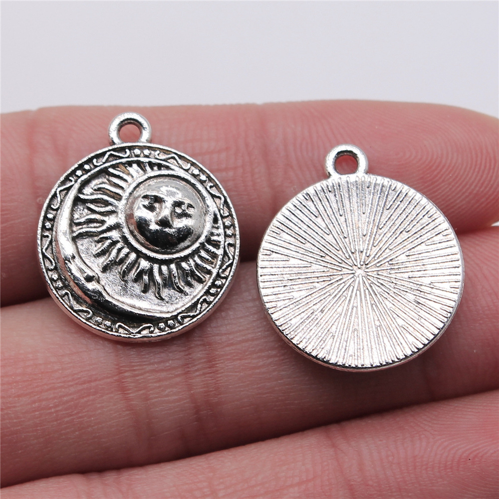 Vintage Fashion Stores - 4pcs 19x23mm Antique Silver Color Sun