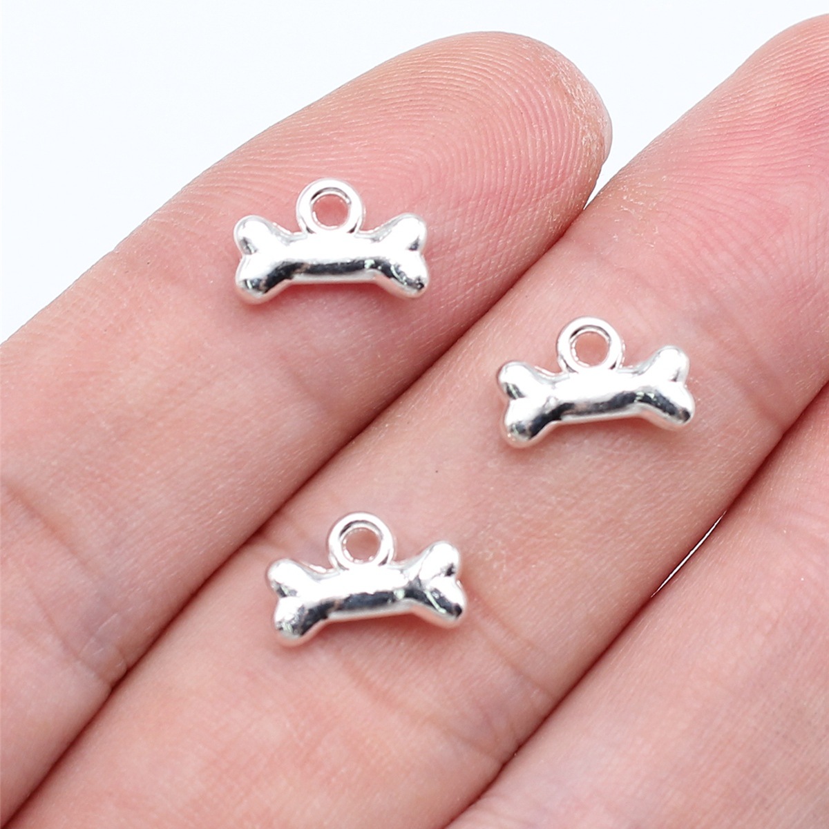 20pcs 10x7mm 5 Colors Dog Bone - Vintage Fashion Stores 评论和价格