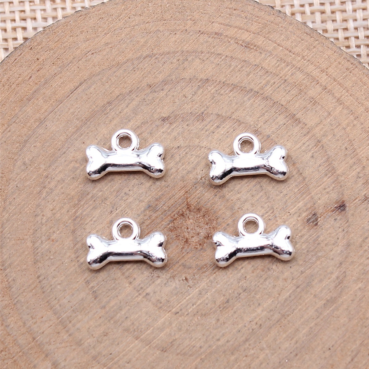20pcs 10x7mm 5 Colors Dog Bone - Vintage Fashion Stores 评论和价格