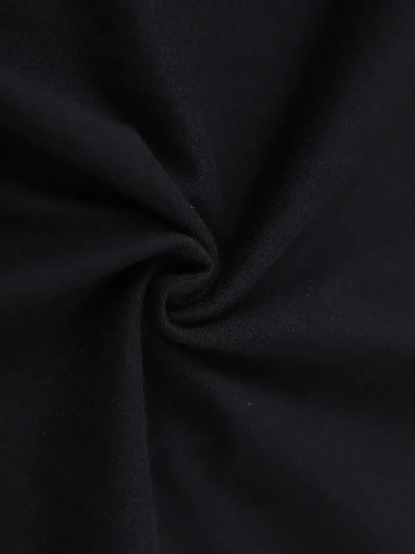 Vintage Men's Black Graphic T- - Vintage Fashion Illustration 评论和价格