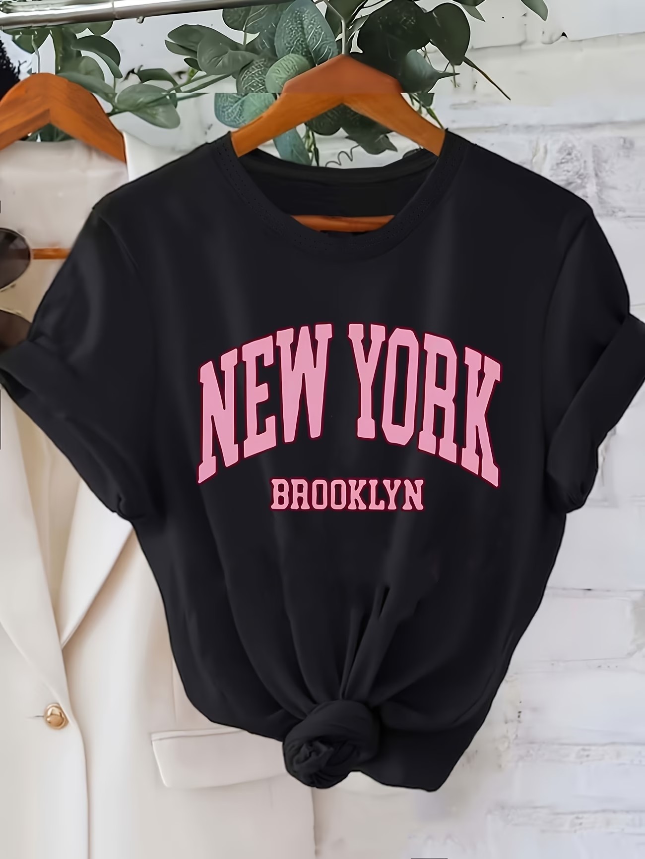 Fashion T-shirt New York Brook - Vintage Fashion New York 评论和价格